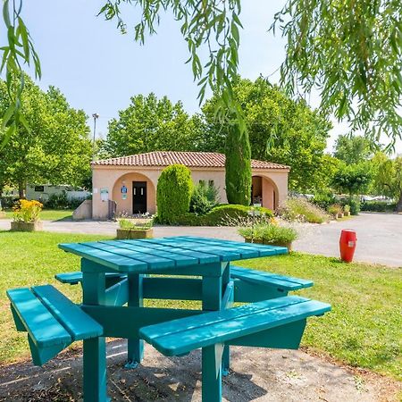 Camping Sites Et Paysages Les Pres Hauts Sisteron Zewnętrze zdjęcie