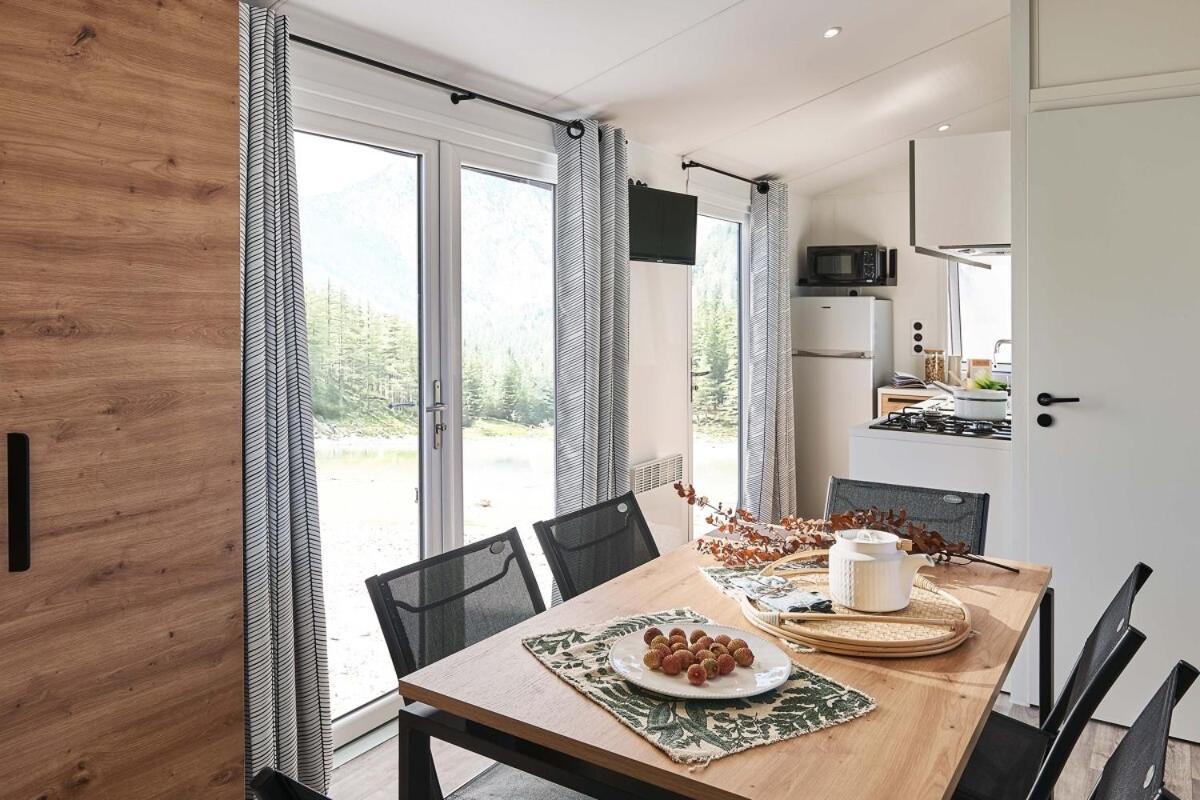 Camping Sites Et Paysages Les Pres Hauts Sisteron Zewnętrze zdjęcie