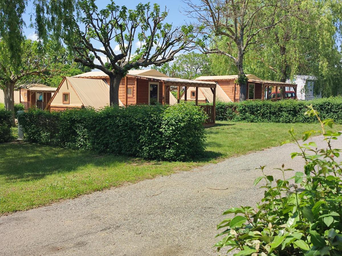 Camping Sites Et Paysages Les Pres Hauts Sisteron Zewnętrze zdjęcie