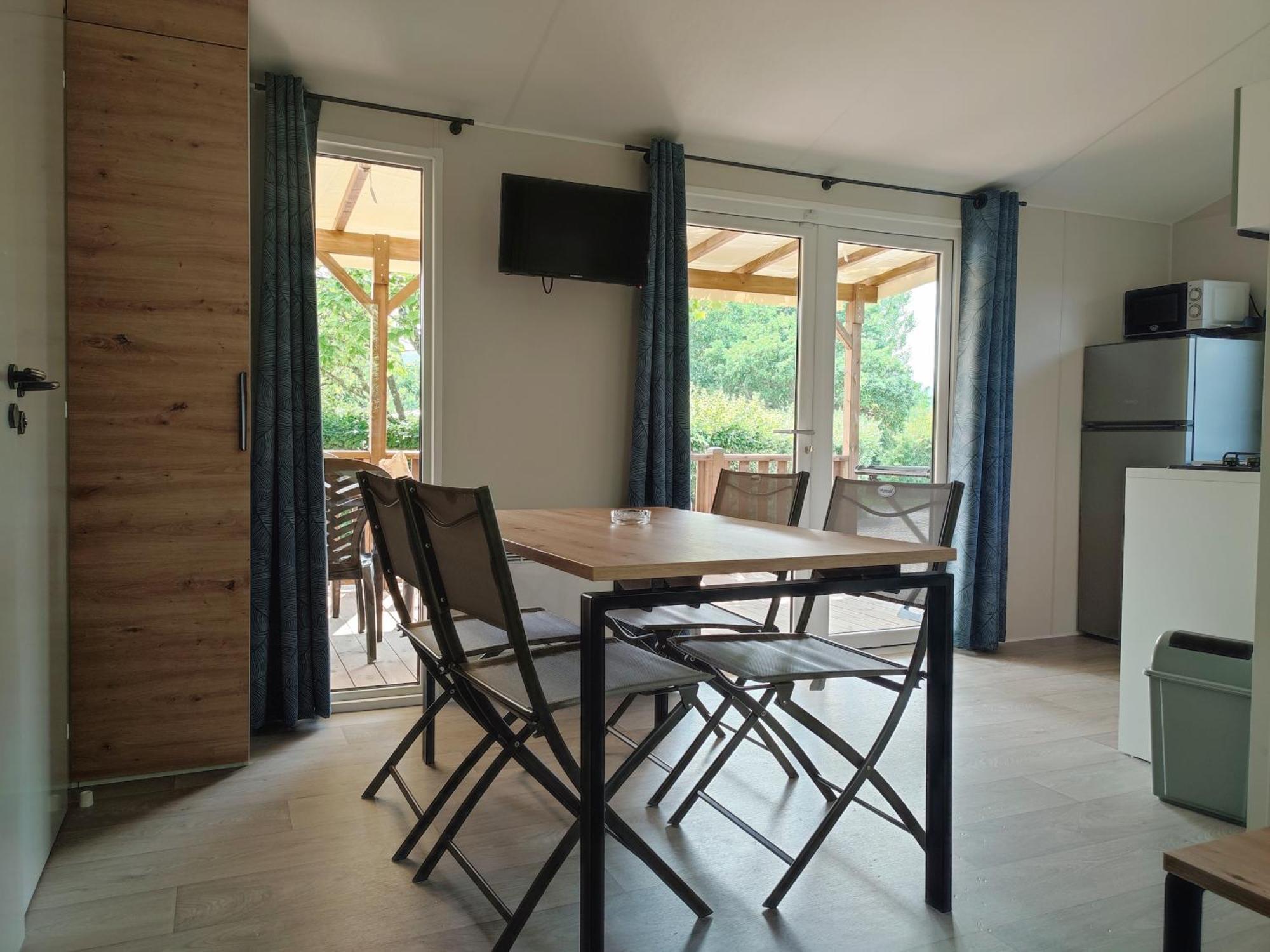 Camping Sites Et Paysages Les Pres Hauts Sisteron Zewnętrze zdjęcie